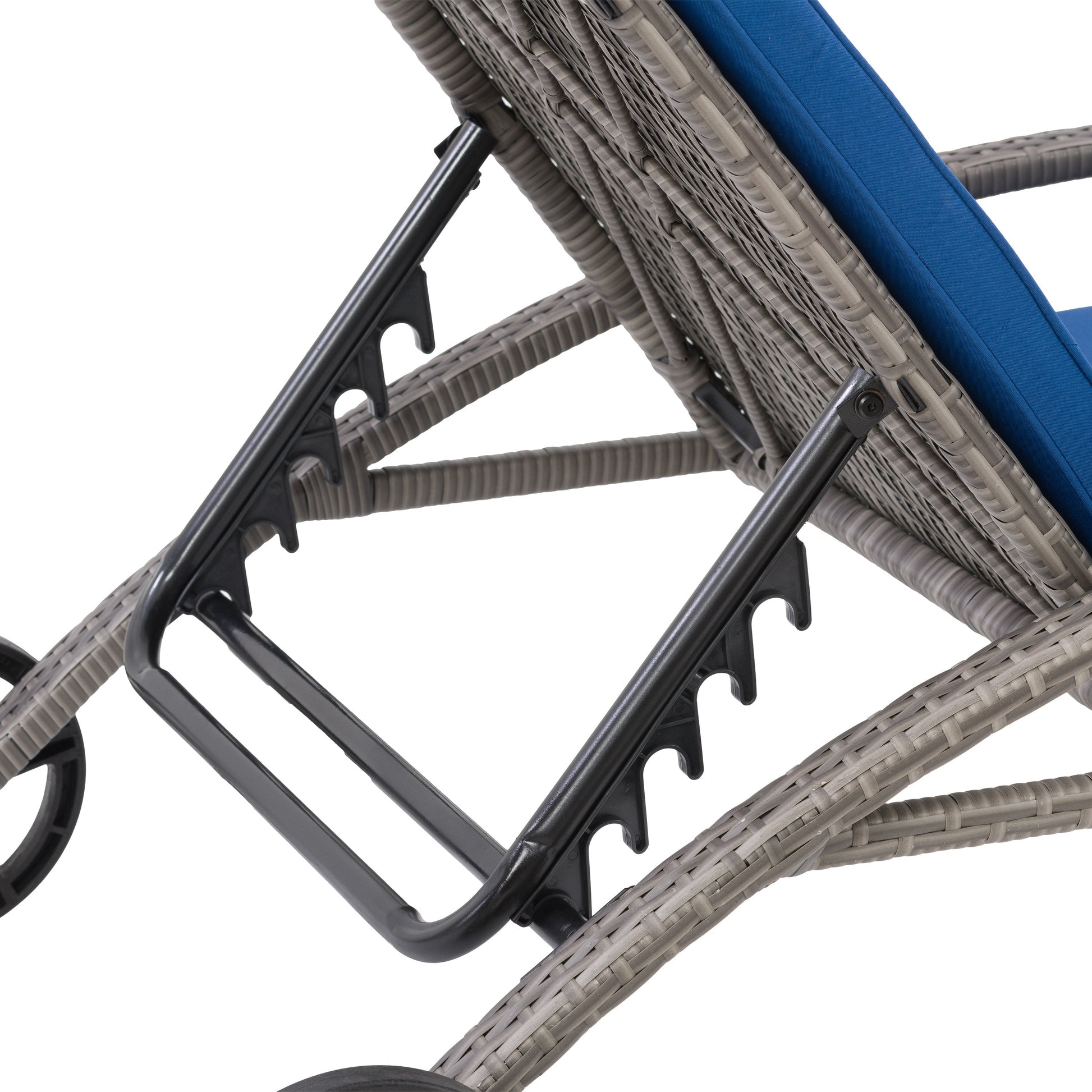 blended grey and oxford blue Outdoor Wicker Lounge Chair Parksville Collection detail image by CorLiving#color_blended-grey-and-oxford-blue