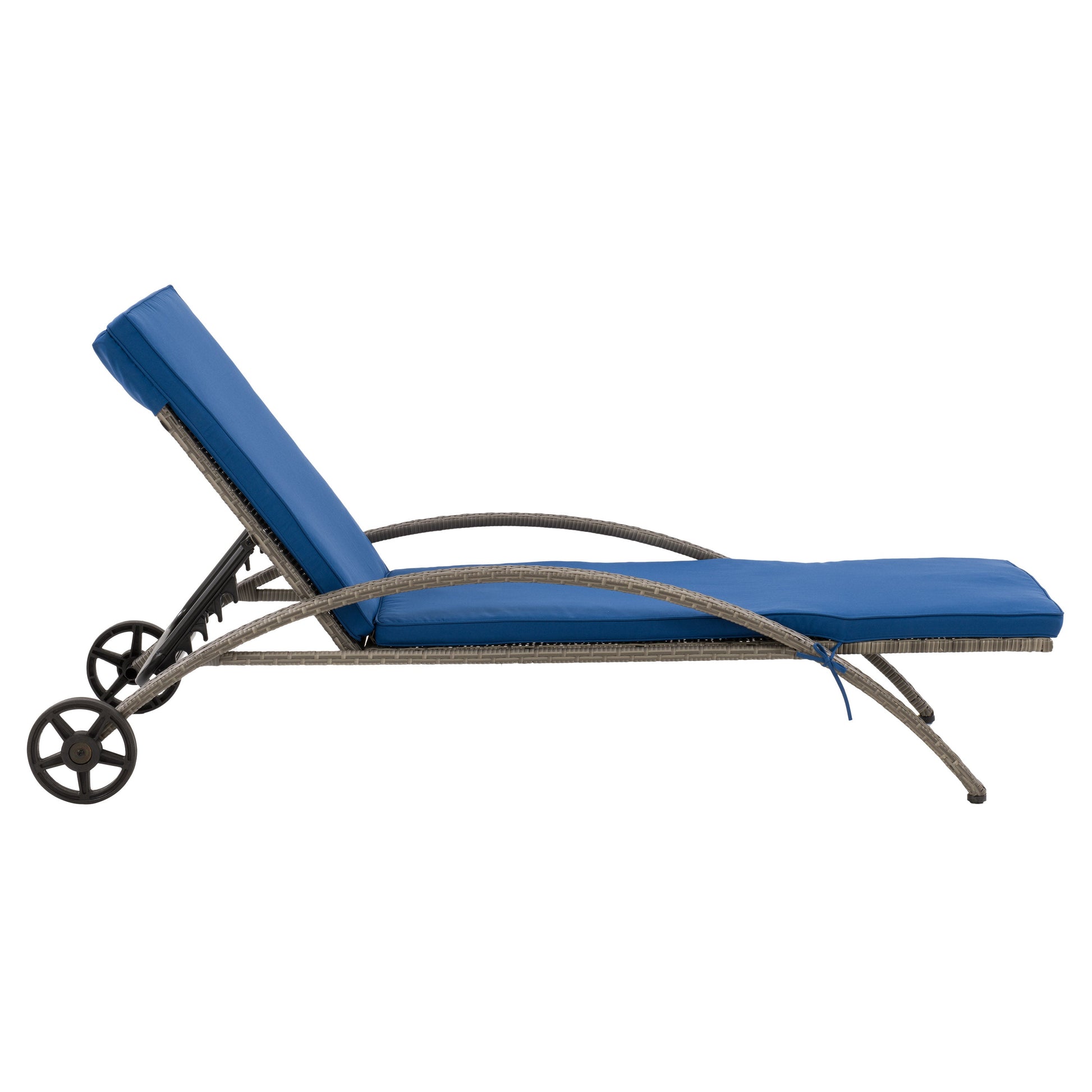 blended grey and oxford blue Outdoor Wicker Lounge Chair Parksville Collection product image by CorLiving#color_blended-grey-and-oxford-blue